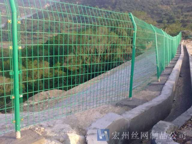 公路護欄網--010