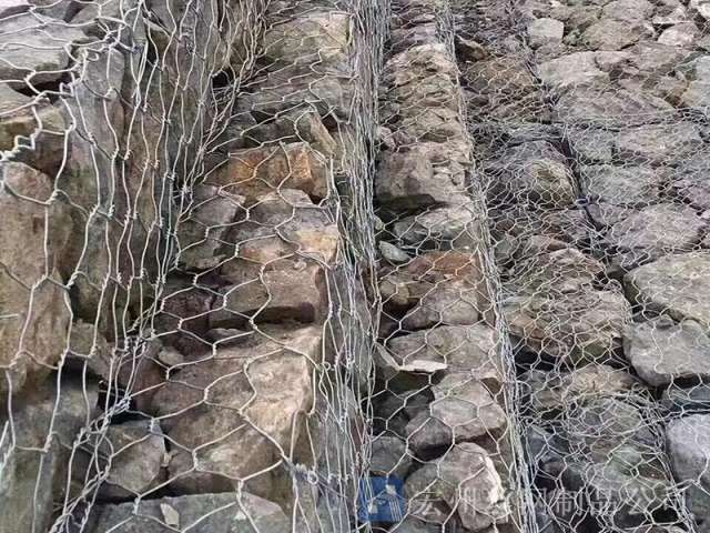鋅鋁合金石籠網--01